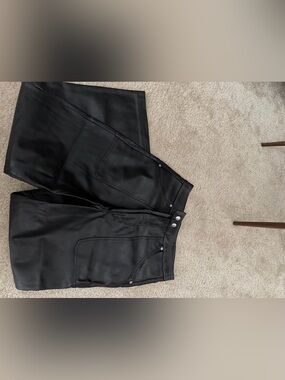 Pleather cropped black pants